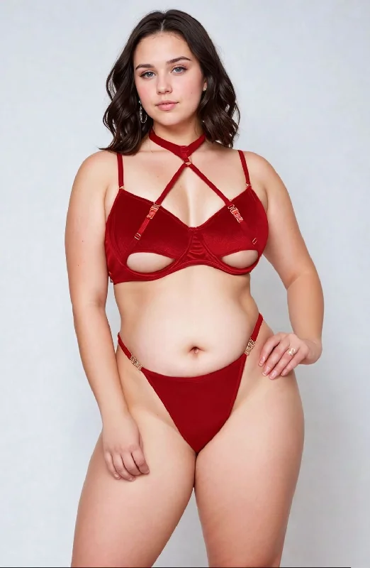 Vintage lingerie sets for classic appeal-YesX YX872Q Hollow Cut Halter Bra Set Plus