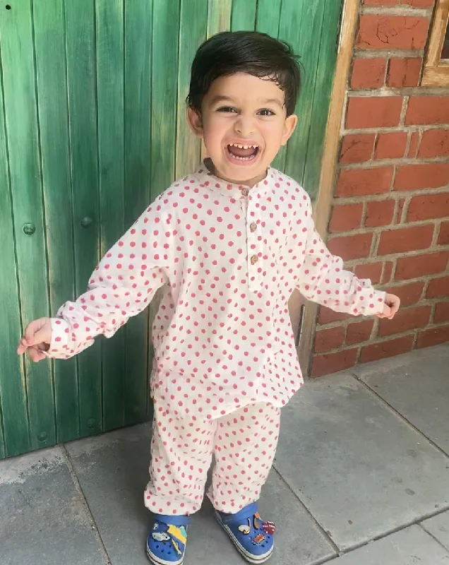 Chic mother and kid same suit for everyday outings-Polkas Cotton Kurta Pyjama set for babies