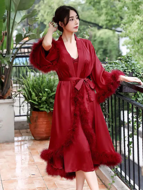 Elegant women's robes for spa-like relaxation-Robe de Chambre Élégante à Fourrures "Éveil de Satin"