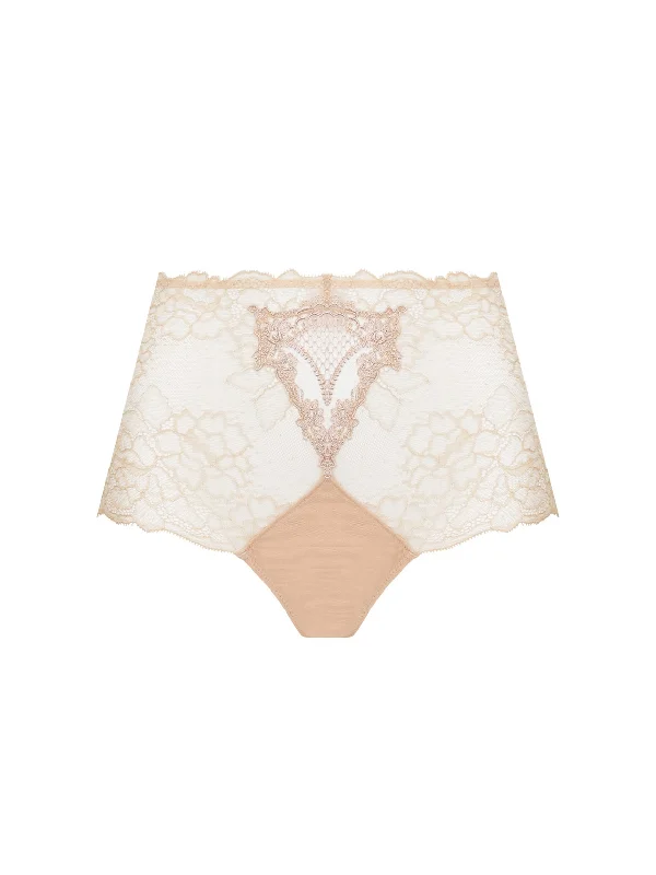Women's panties with sleek design for a modern look-Lise Charmel Sublime Dentelle Boyshort