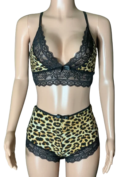 Cozy women's sexy nightwear with romantic design-Wild Vibe
