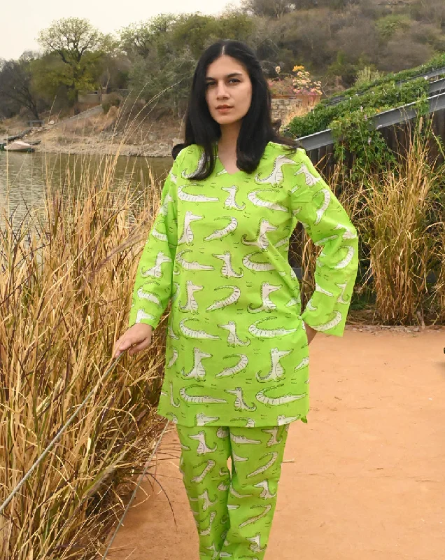 Casual mother and kid same suit for everyday wear-Agar Magar Kurta Pyjama - Soft Cotton Co-ord Set