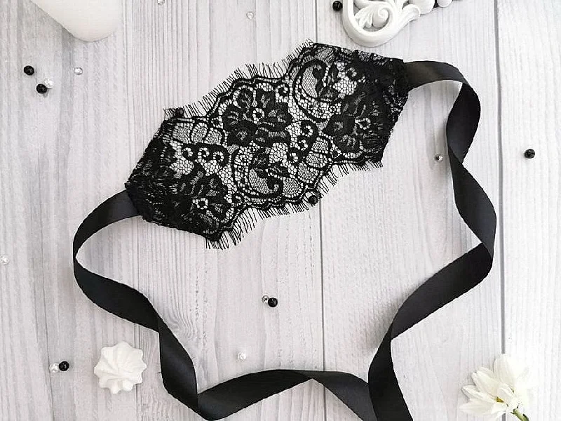 Nipple covers for smoothing clothing fit-Lace Blindfold Mask