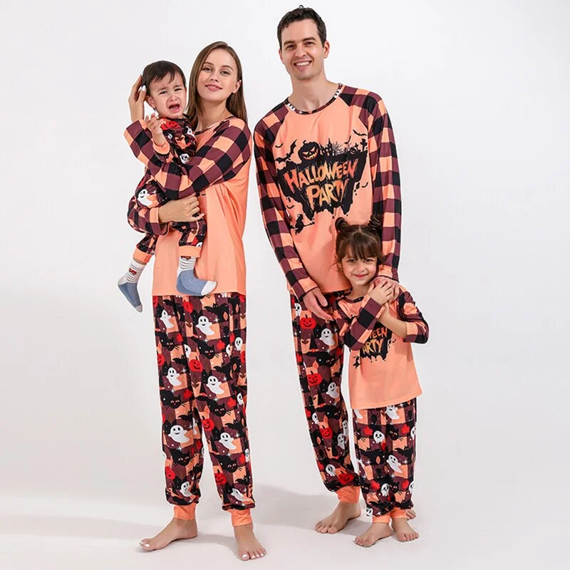 Matching mother and kid same suit with charming designs-Halloween Party Print Pattern Matching Sets Matching mother and kid same suit with charming designs-Halloween Party Print Pattern Matching Sets
