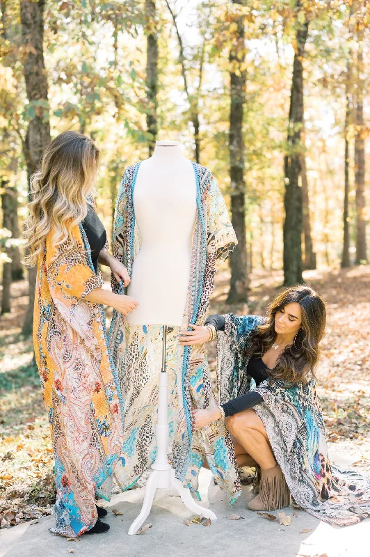 Women's robes with long length for warmth-Blakeline Kimono: Queen of The Prairie