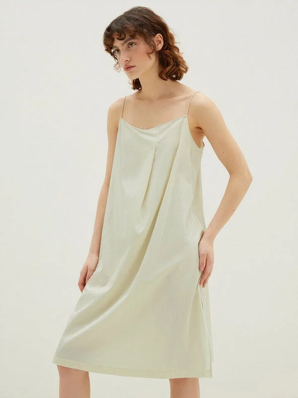 Women's sexy nightwear for a night of relaxation-Nuisette Nuptial à Fines Brides "Champagne"