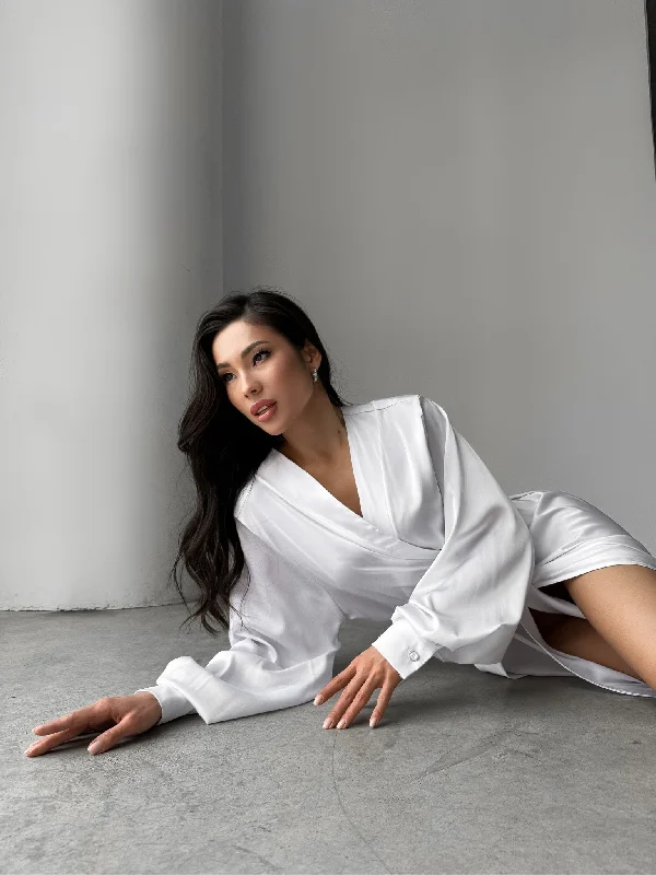 Cozy fleece women's robes for winter nights-Silky Robe with Cuffs in Floor Length