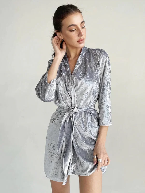 Stylish women's robes for a laid-back look-Robe de Chambre en Velours pour Femme "Argentée"