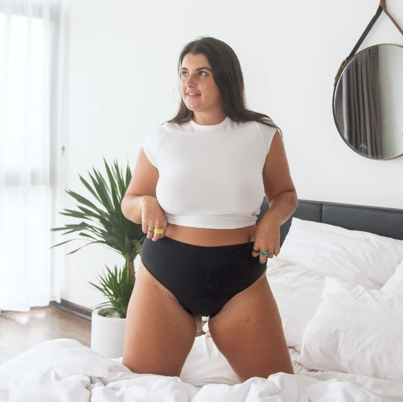 Women's panties with thick waistband-Seamless black period underwear (hight waist)