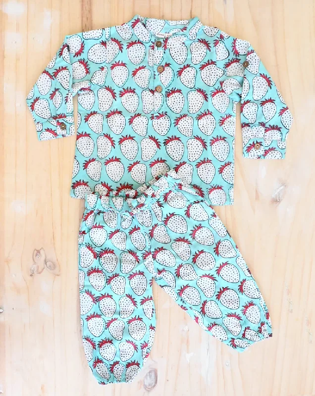 Fun and colorful mother and kid same suit for outings-Strawberry Cotton Kurta Pyjama Set for Kids Fun and colorful mother and kid same suit for outings-Strawberry Cotton Kurta Pyjama Set for Kids