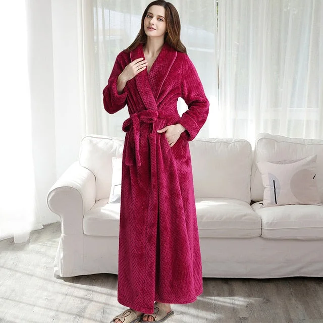 Women Rose Red