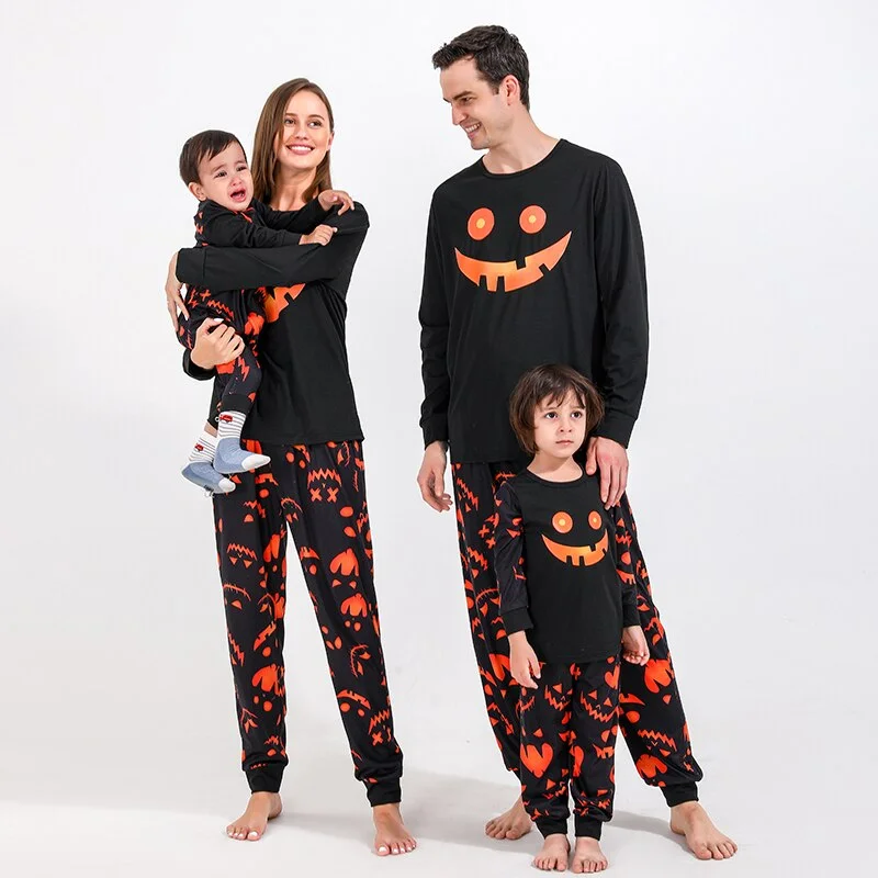Matching mother and kid same suit for family beach trips-Happy Pumpkin Print Family Matching Sets Matching mother and kid same suit for family beach trips-Happy Pumpkin Print Family Matching Sets