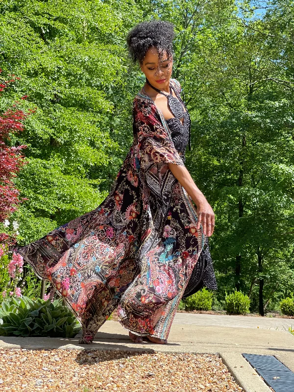 Women's robes for a comfortable, stylish look-Blakeline Kimono: Your Majesty