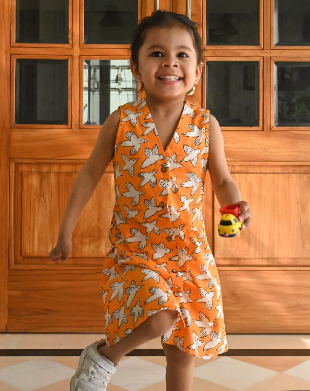Comfortable matching mother and kid same suit for long trips-Chidiya Udd Cotton Dress for Girls