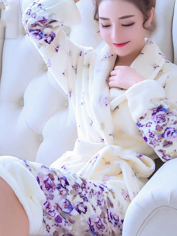 Trendy women's robes for after bath-Robe de Chambre Polaire Femme "Fleurs Violettes"