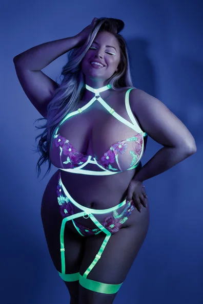 Light lingerie sets for summer evenings-Luminous Tease (Queen Size)