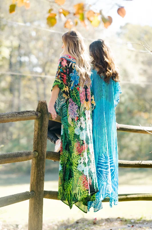 Women's robes with satin details for luxury-Blakeline Kimono: Meet Me Under The Palm