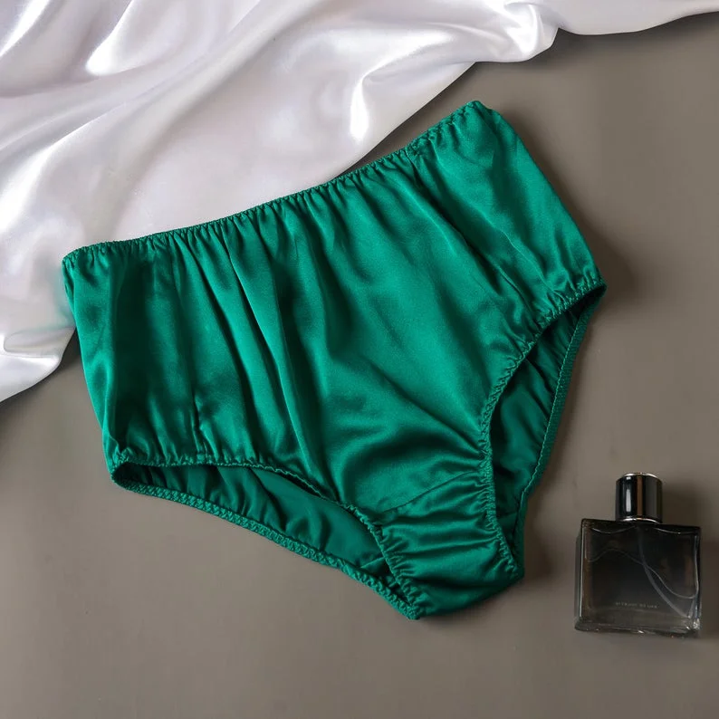 Women's panties for workwear-Emerald Green Pure Mulberry Silk French Cut Panties | High Waist | 22 Momme | Float Collection Women's panties for workwear-Emerald Green Pure Mulberry Silk French Cut Panties | High Waist | 22 Momme | Float Collection