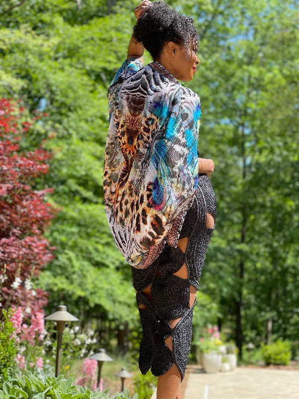 Soft women's robes for home-Bubble Cape: Fashionably Late