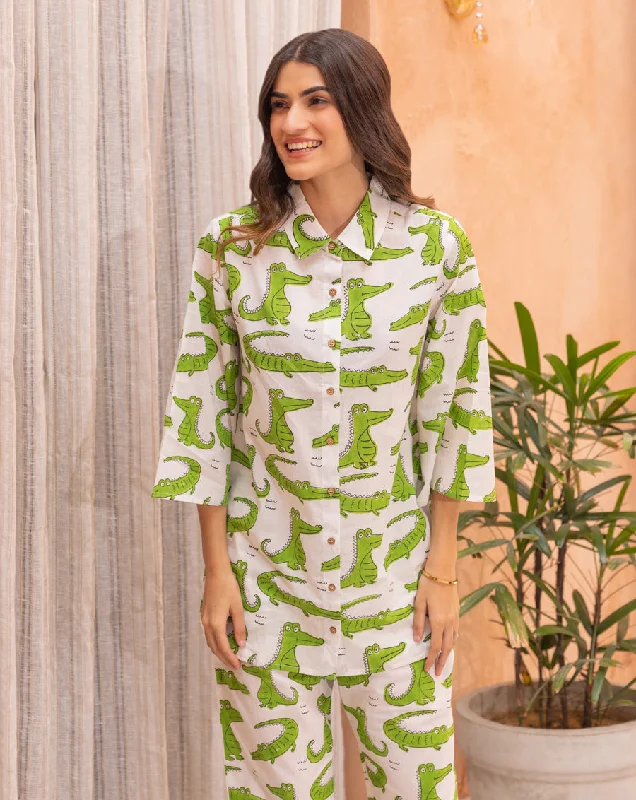 Trendy matching mother and kid same suit for fun parties-Agar Magar Chill Jams - Soft Cotton Shirt & Pyjama Set