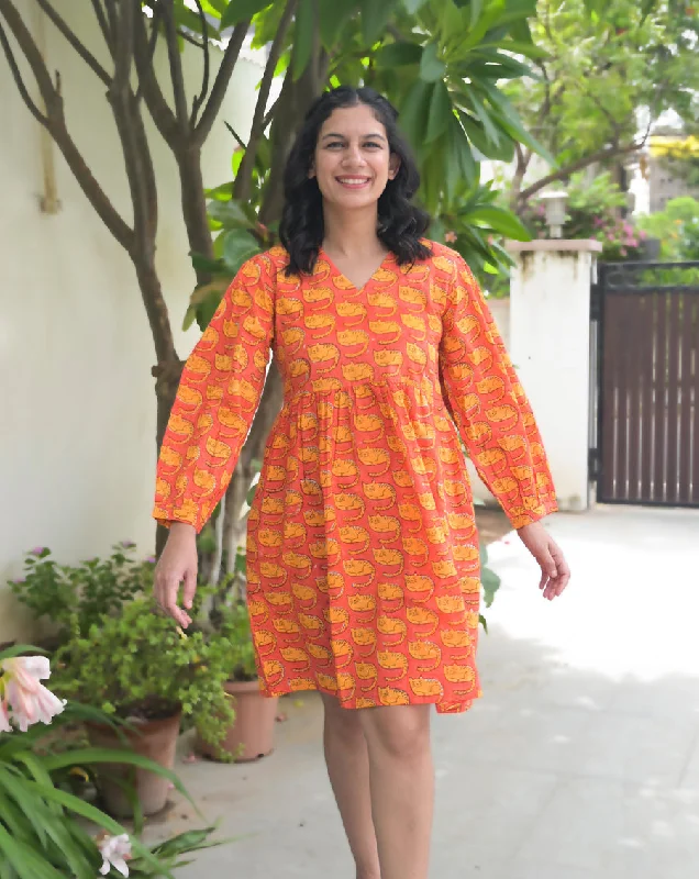 Trendy mother and kid same suit for outdoor adventures-Meow Soft Cotton Bebo Dress