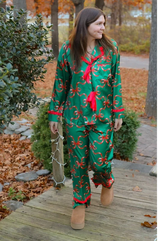 Women's pajama sets with striped patterns-Satin Ruffle Pajama Set in Green & Red