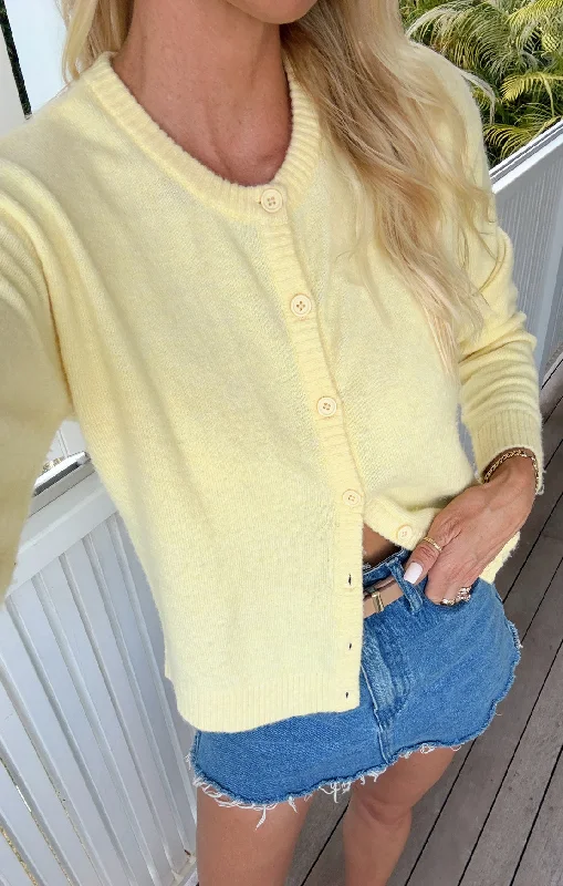 Women's pajama sets for everyday wear-Throw on Cardigan ~ Pale Yellow Knit