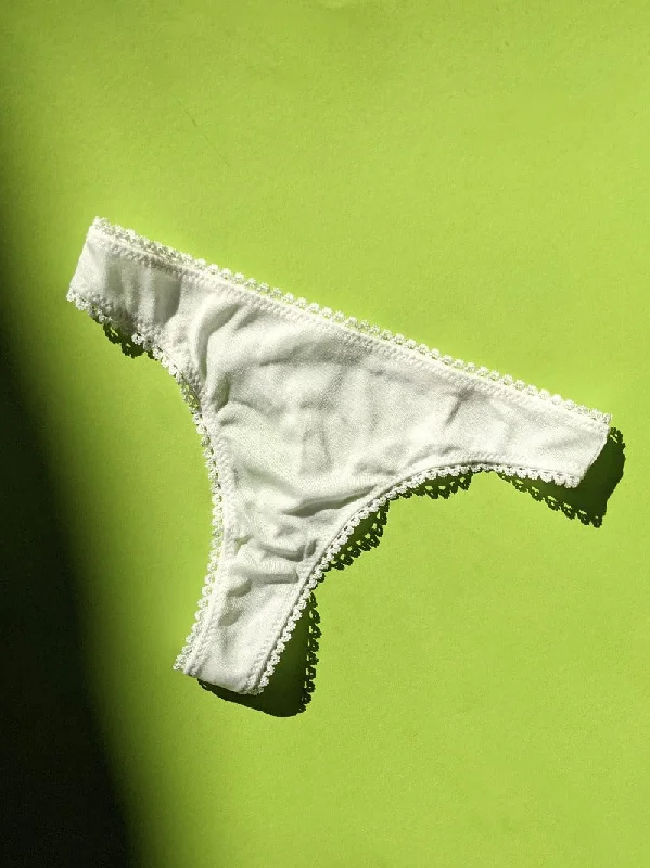 Women's panties for sensitive skin area-Araks: Stella Cotton Thong - White
