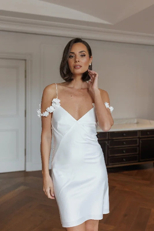 Trendy women's sleep tops with light fabric-Becca Floral Bridal Slip