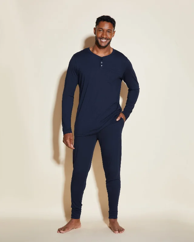 Elegant women's sleep tops with silk material-Men's Henley & Jogger Pajama Set