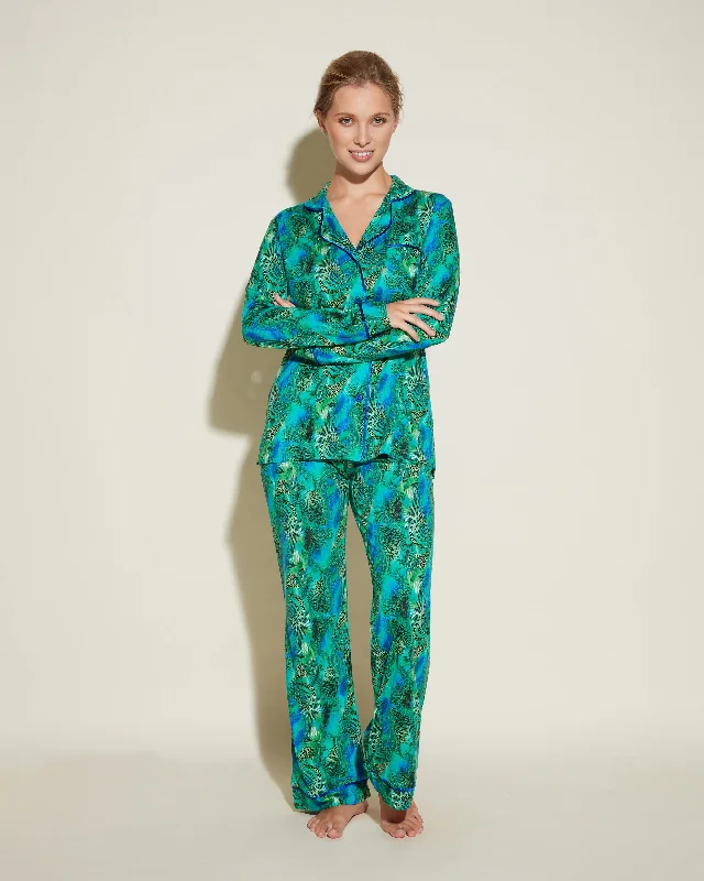 Trendy women's sleep tops for stylish sleepwear-Long Sleeve Top & Pant Pajama Set