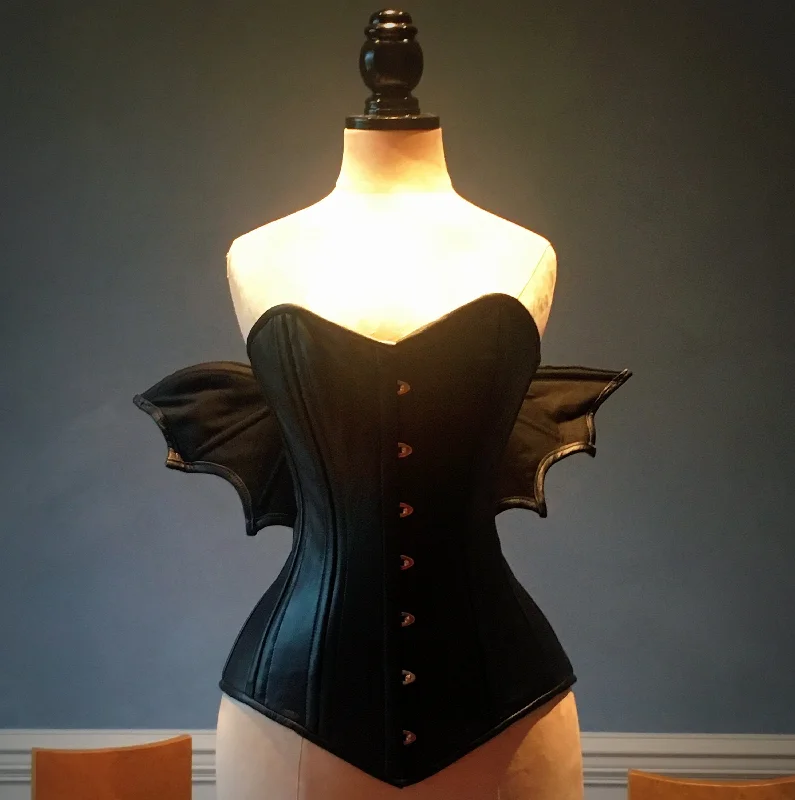 Bustiers and corsets for shaping the waist-Black real leather corset with bat wings designed by Porcelain Panic, all steel boned Bustiers and corsets for shaping the waist-Black real leather corset with bat wings designed by Porcelain Panic, all steel boned