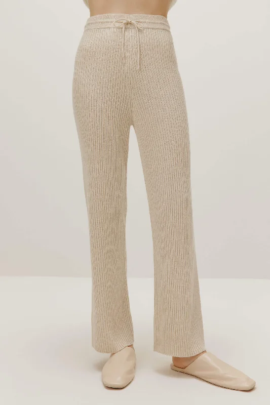 Trendy women's sleep tops for stylish sleepwear-Flare Knitted Pants