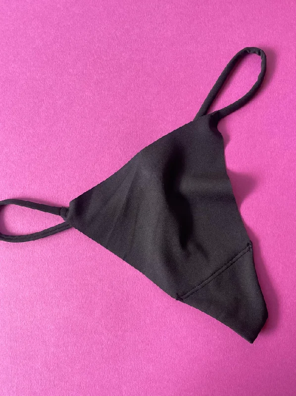 High-rise women's panties for shaping-Fleur du Mal: Le Stretch Multifit Micro G-String - Black High-rise women's panties for shaping-Fleur du Mal: Le Stretch Multifit Micro G-String - Black
