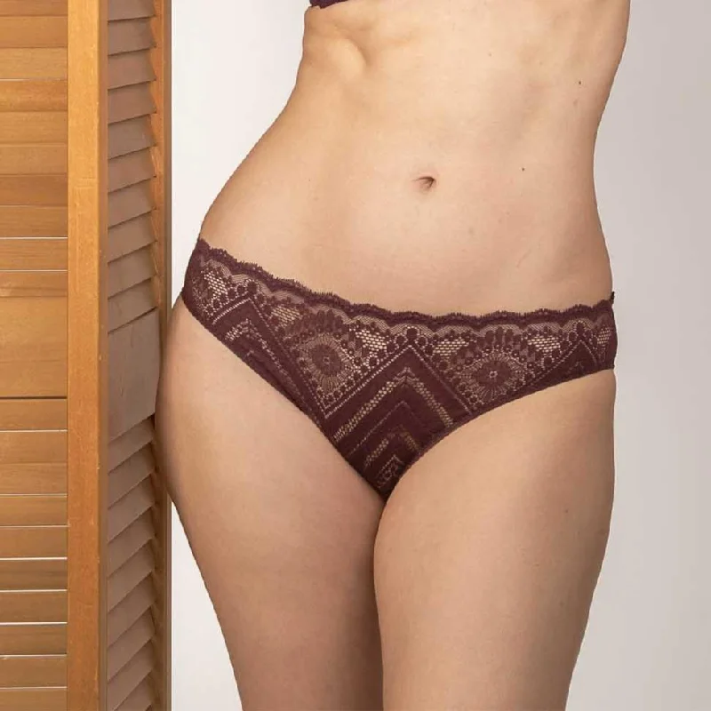 Women's panties for curvy women with extra tummy control-Maison Lejaby Vertige Lace Briefs