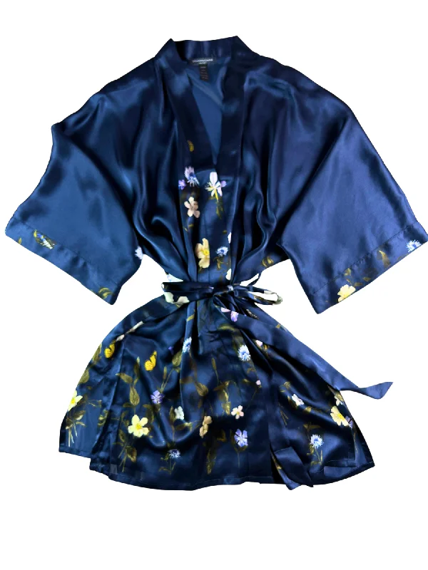 Women's sleep tops for evening relaxation-Samantha Chang Classic Silk Short Robe