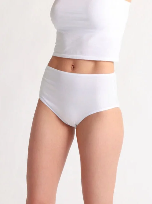 Women's panties with high rise-Skin: Gemma Organic Cotton Full Cut Panty - White