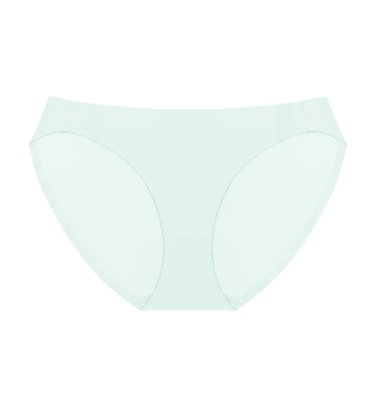 Women's panties with smoothing panels for a sleek look-Skinfit Cool Mini