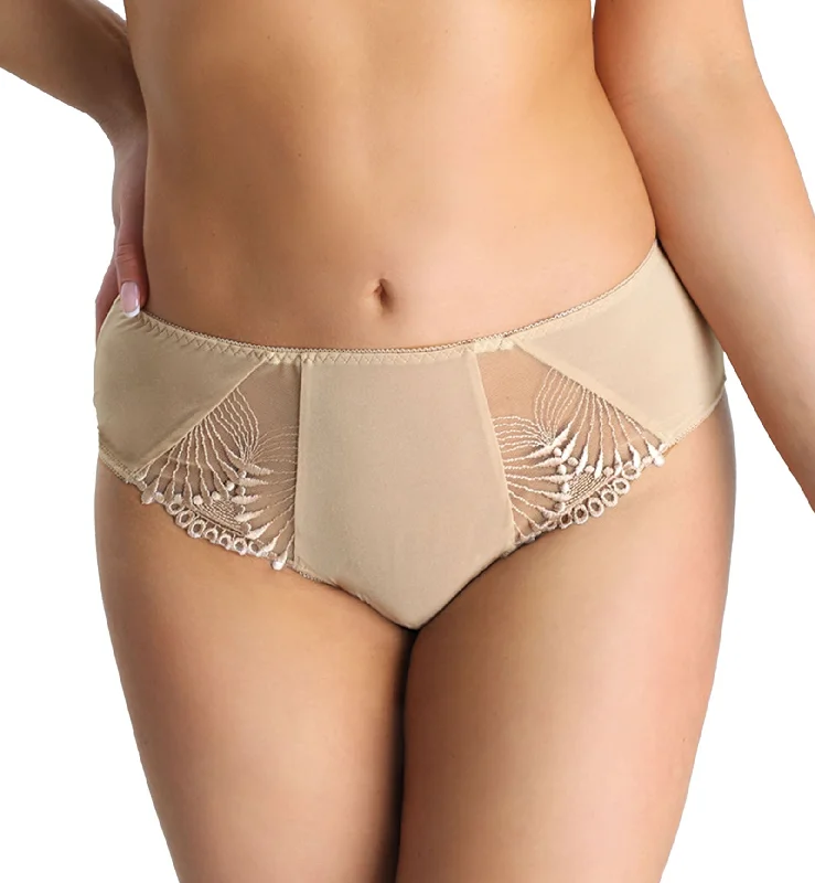 Women's seamless panties for a sleek fit-Nessa Selena Classic Panty (N02) - Beige