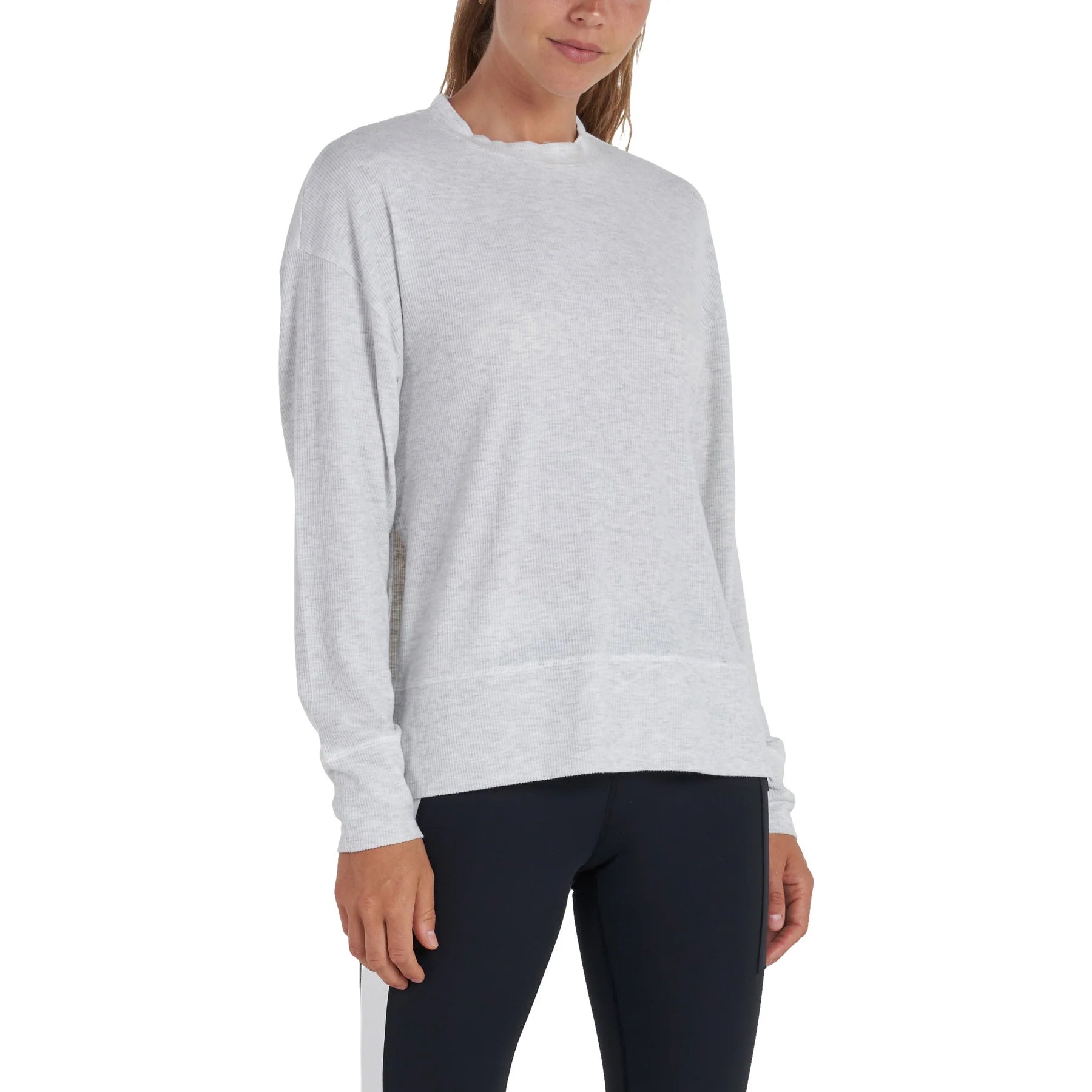 Women's panties with delicate lace accents for elegance-Thrive Société Women's Daily Side Slit Pullover - Lite Heather Grey