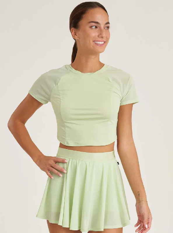 Women's panties with lace design for sexy appeal-Thrive Société Women's Mesh Performance Cropped Tee - Matcha Green
