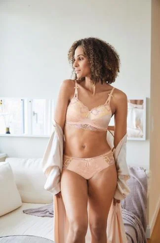 Wireless bras for a natural fit-Amoena Arya Padded Wire-Free Bra