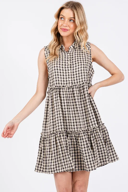 Maternity bras designed for women with sensitive skin-Black Gingham Button Front Collared Dress