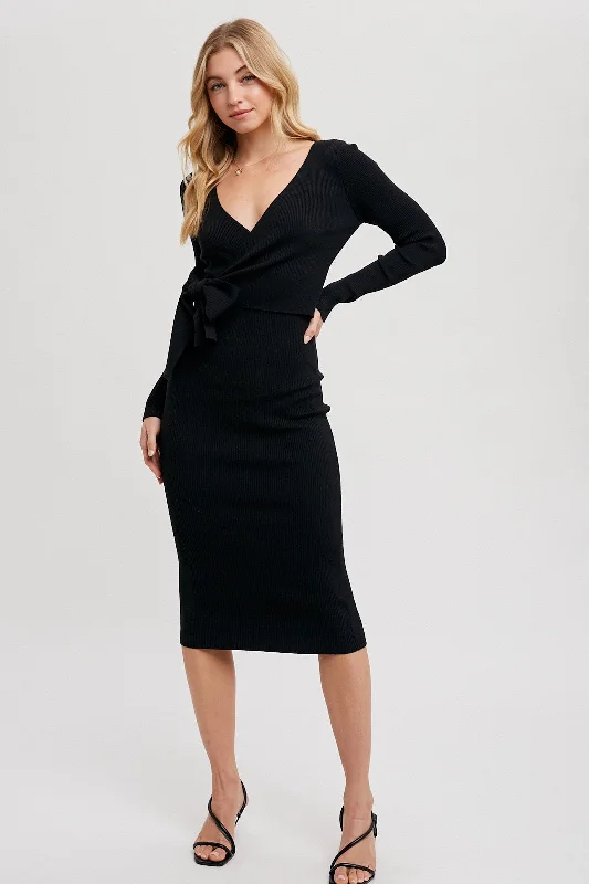 Nursing bras with a focus on style and fashion for everyday wear and casual outings during breastfeeding-Black Long Sleeve Fitted Dress