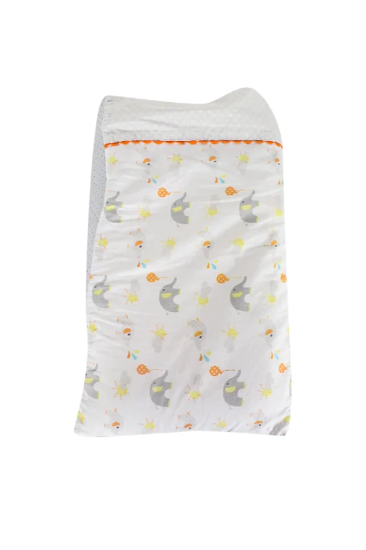 Maternity bras suitable for women with larger busts and extra support during postpartum recovery and breastfeeding-ClevaMama Pillow O/S (23 x 38cm)
