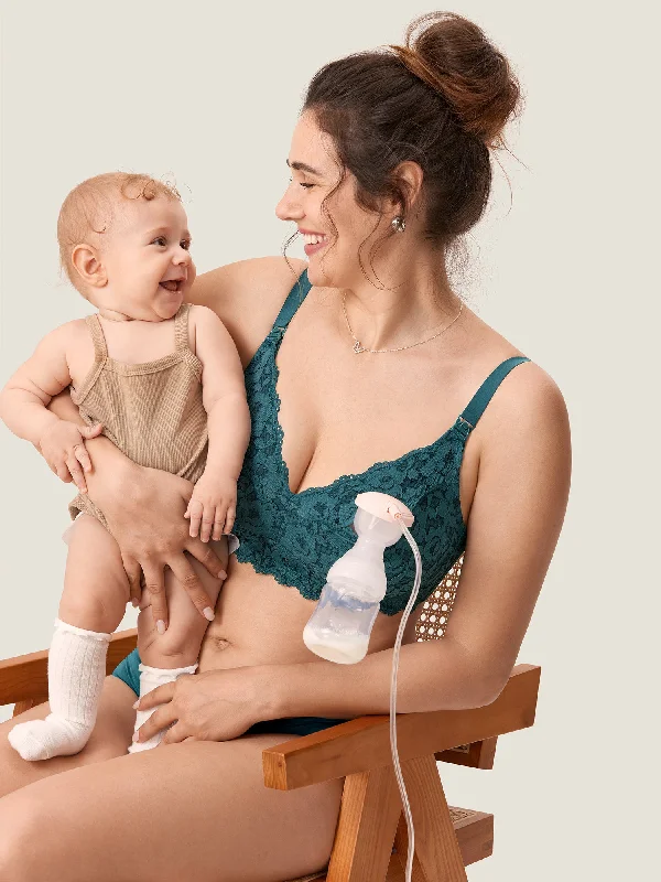 Maternity bras that are designed for women with smaller breasts and lift during postpartum recovery and breastfeeding-Cotton Lining Hands Free Pumping Bra