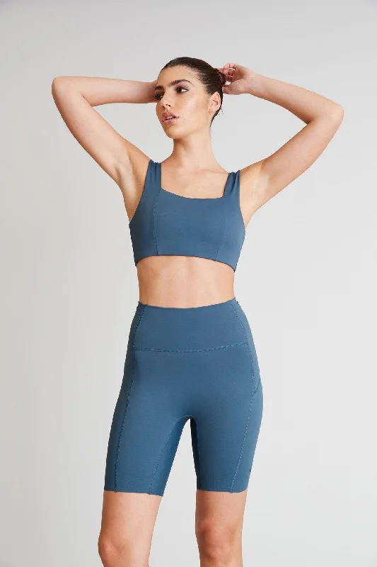 Sports bras for strenuous physical activities-Hustle Square Neck Sports Bra