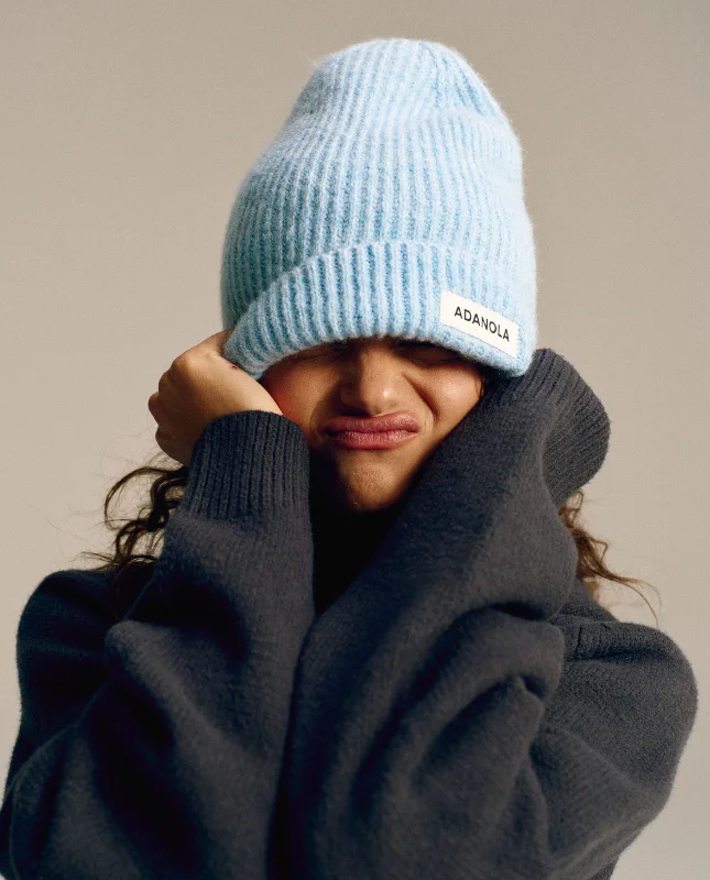 High-support sports bras for workouts-Knit Beanie - Powder Blue