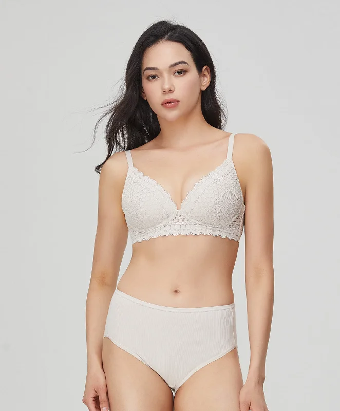 Everyday bras for women on-the-go-Sustainable Lace Wireless Bralette