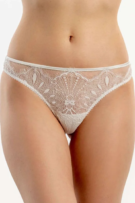 Women's breathable panties for yoga-Tresor Thong, Size XL (UK 14)